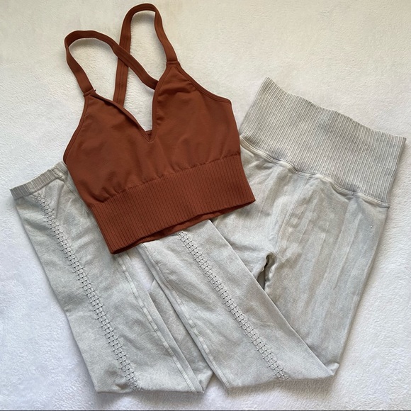 Free People Pants - FP Movement • NWOT 2-Piece Good Karma Leggings Set